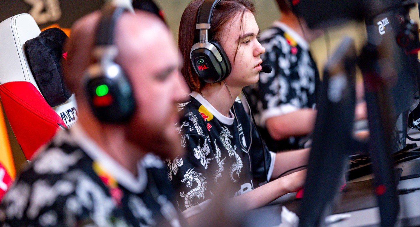 Donk and B1T have been recognized as the top headshot players at LAN tournaments in the first half of 2024