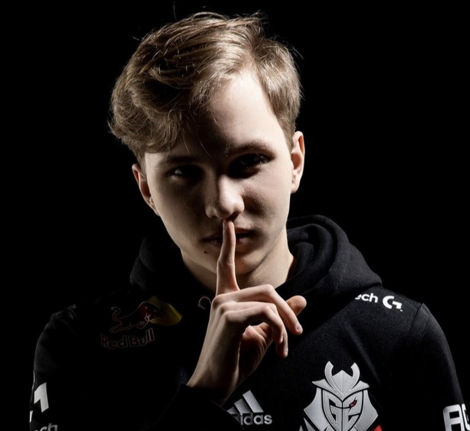 M0NESY reveals details about his Dota 2 MMR