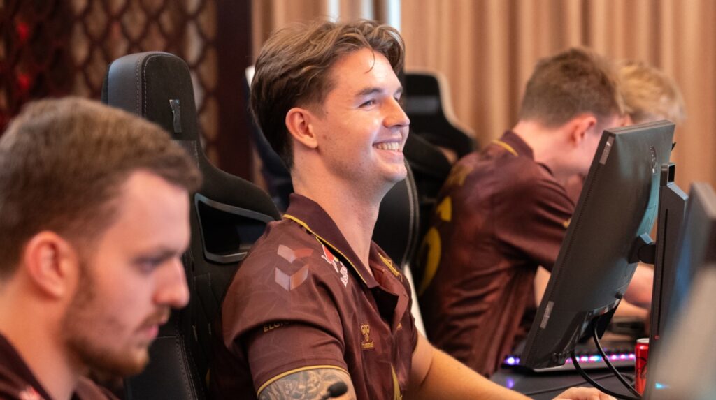 Astralis announces the return of dev1ce to the CS 2 main roster