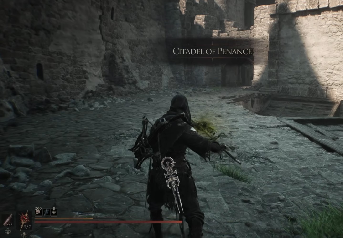 Персонаж біля входу до Citadel of Penance у Mortal Shell 2
Показати більше рядків