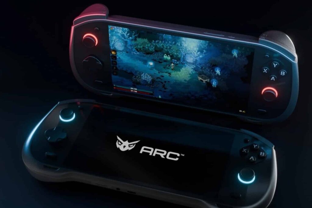 Портативна консоль ARC X1 з грою на екрані та RGB-підсвічуванням стіків